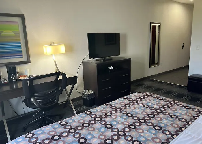 Days Inn By Wyndham Alva